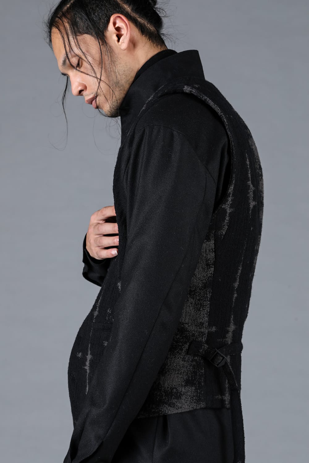 フォグストライプジャガードベスト