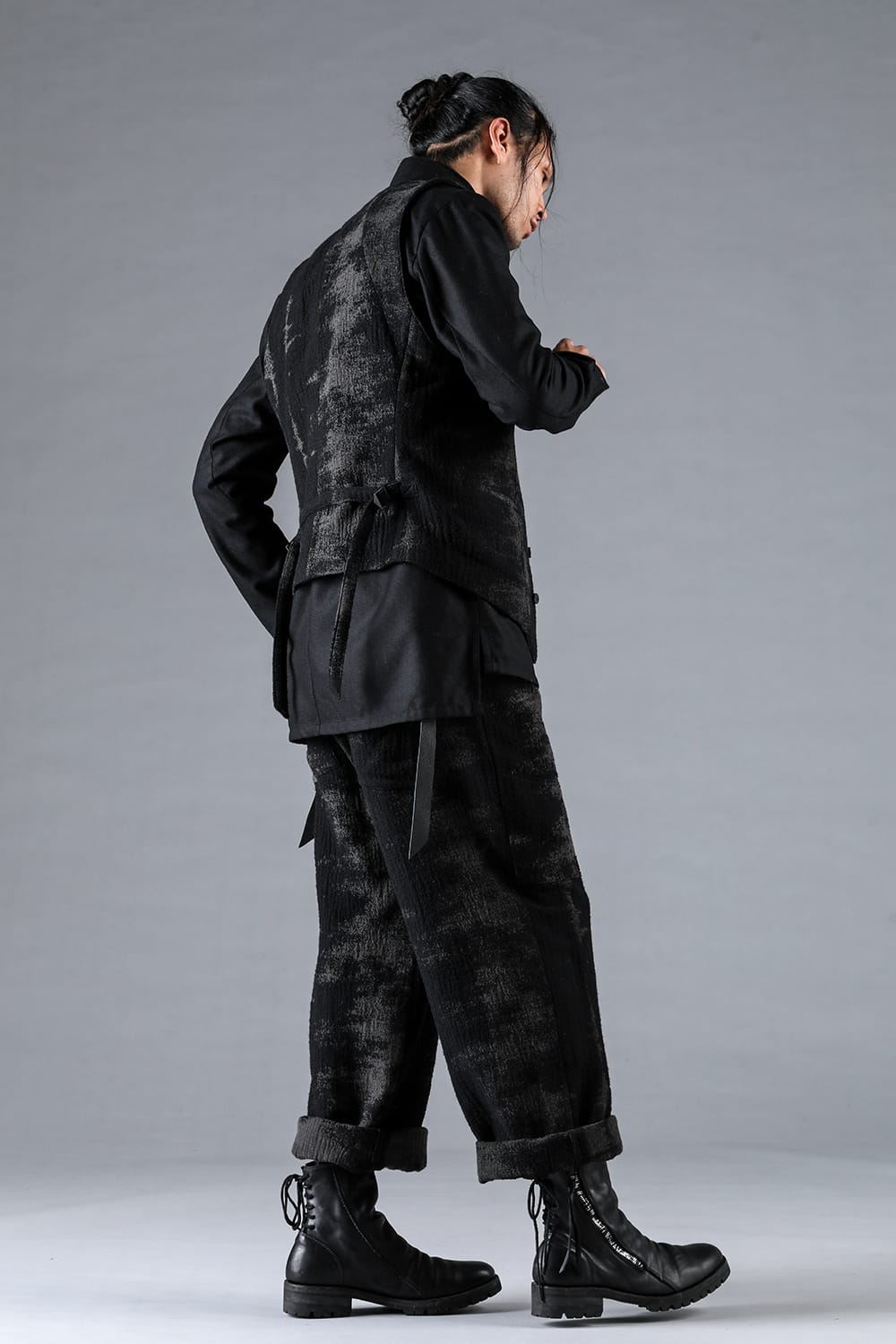 フォグストライプジャガードベスト