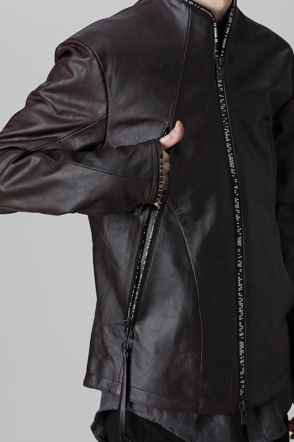 ホースレザーラウンドジップジャケット レッド ブラック