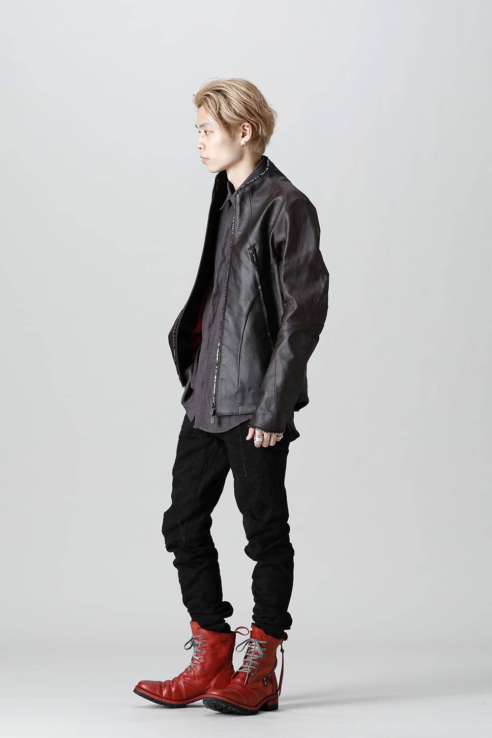 ホースレザーラウンドジップジャケット レッド ブラック