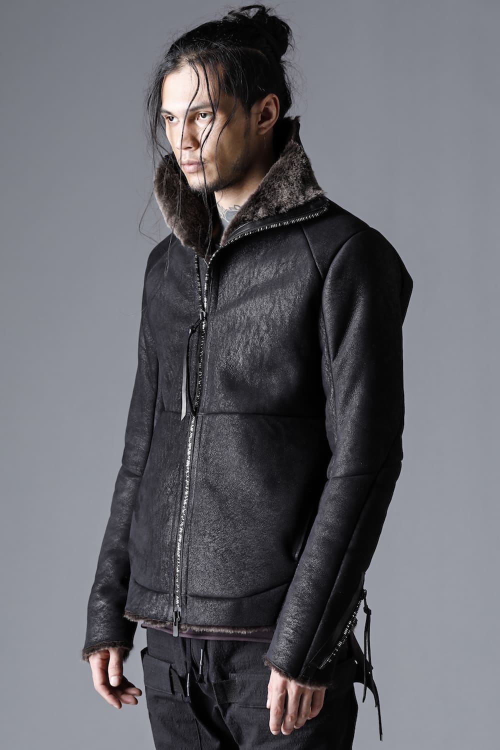 フレンチベイビーラムムートンハイネックジャケット