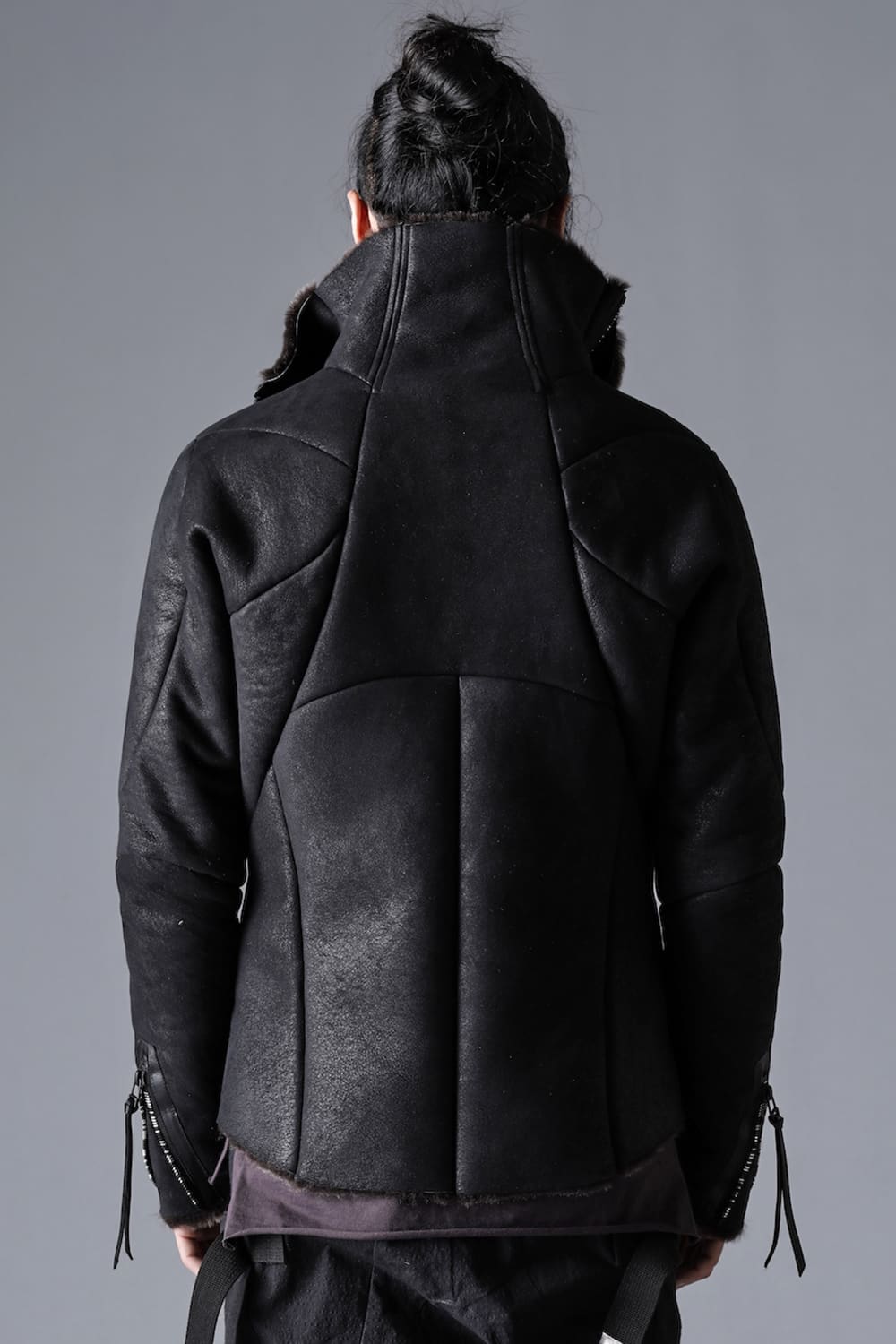 フレンチベイビーラムムートンハイネックジャケット