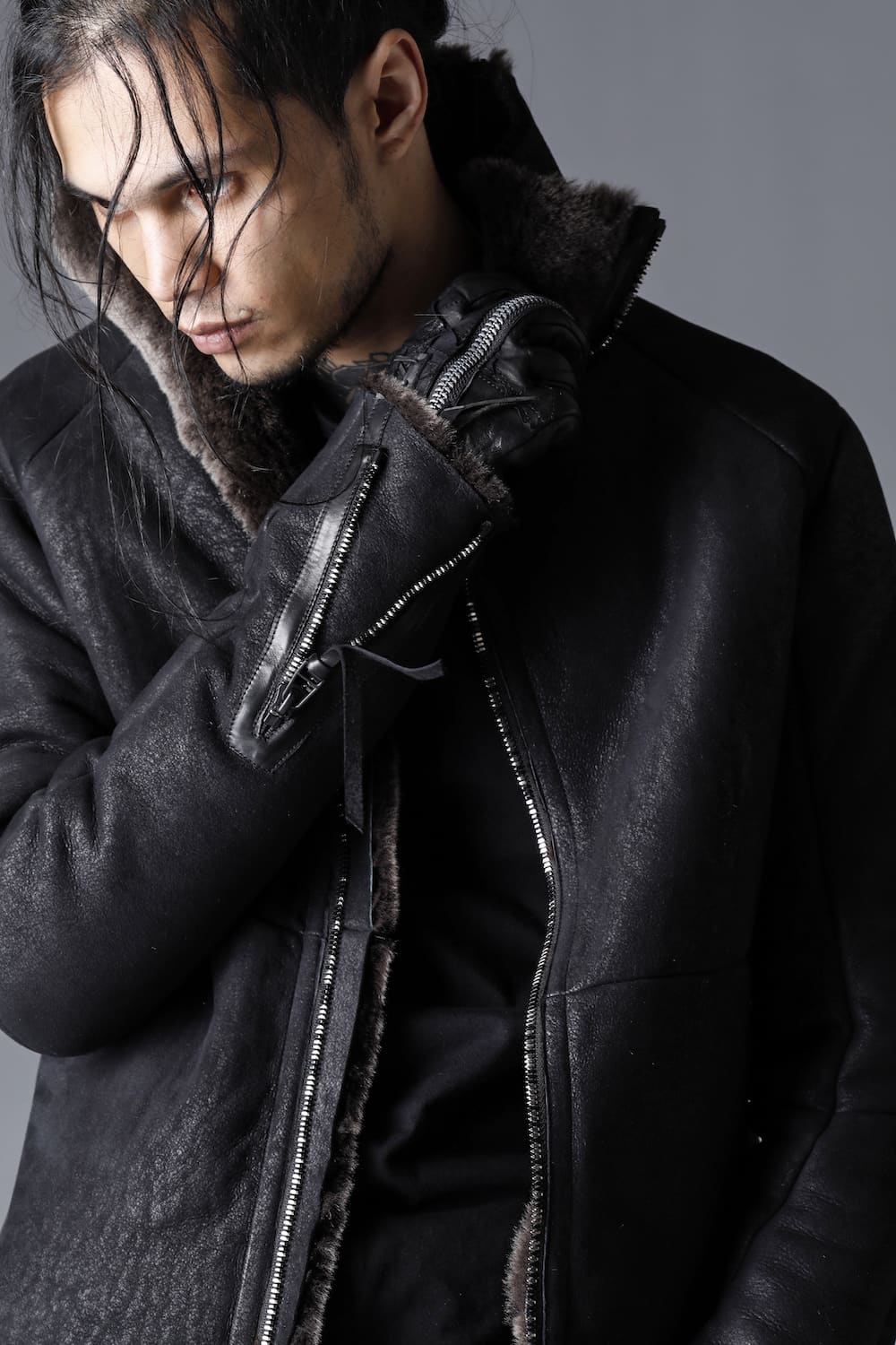 フレンチベイビーラムムートンハイネックジャケット