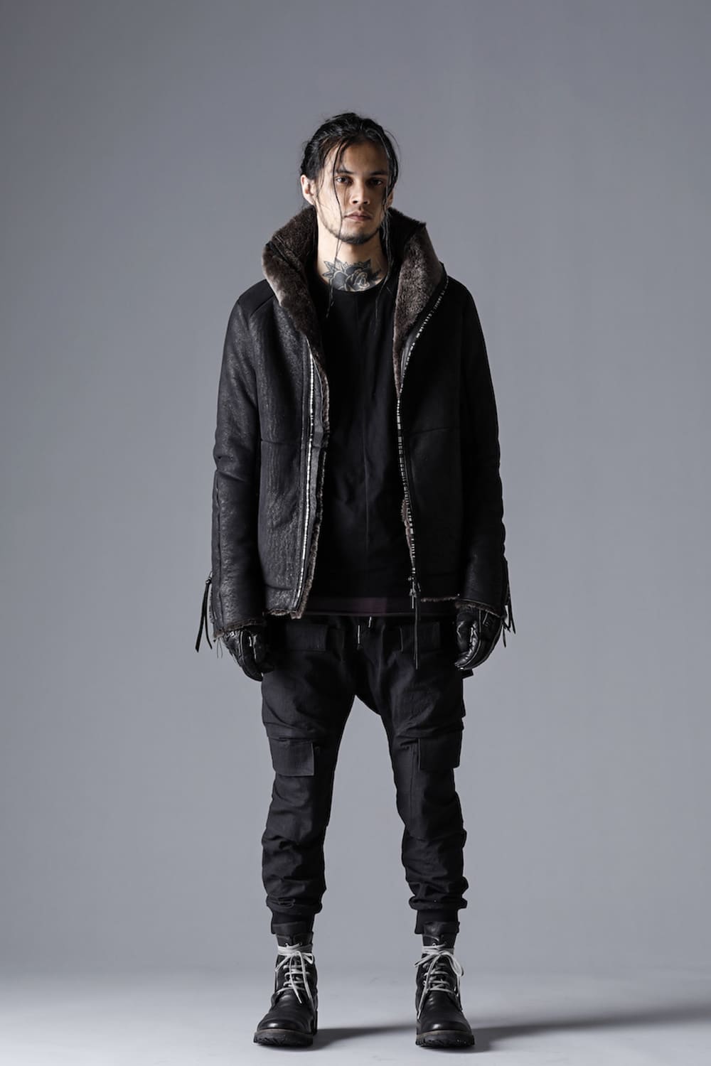 フレンチベイビーラムムートンハイネックジャケット