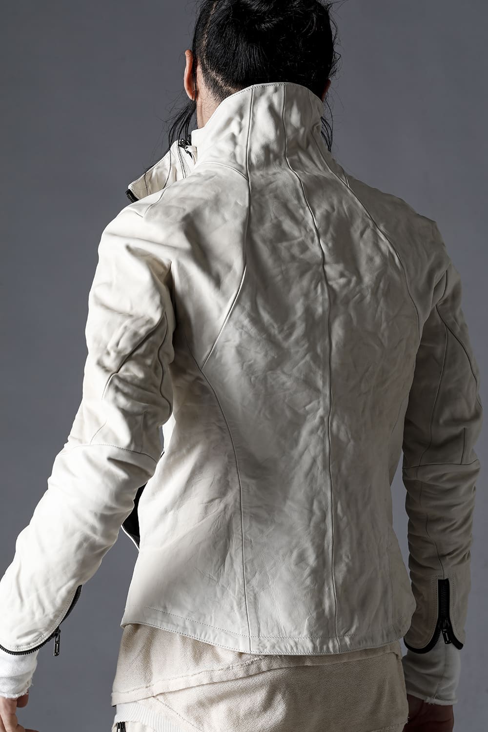 ホースレザーハイネックレザージャケット ボーンホワイト