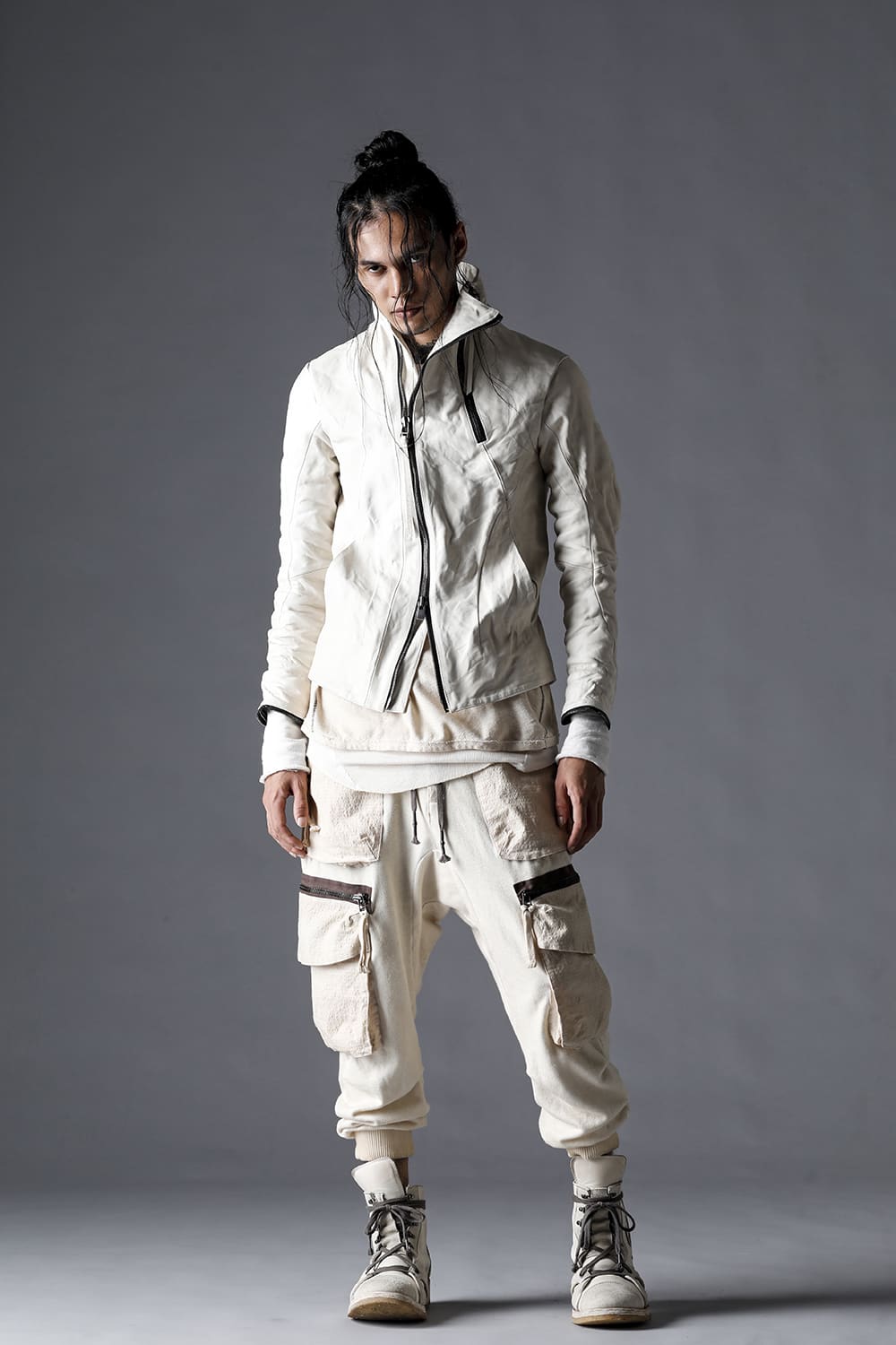 ホースレザーハイネックレザージャケット ボーンホワイト