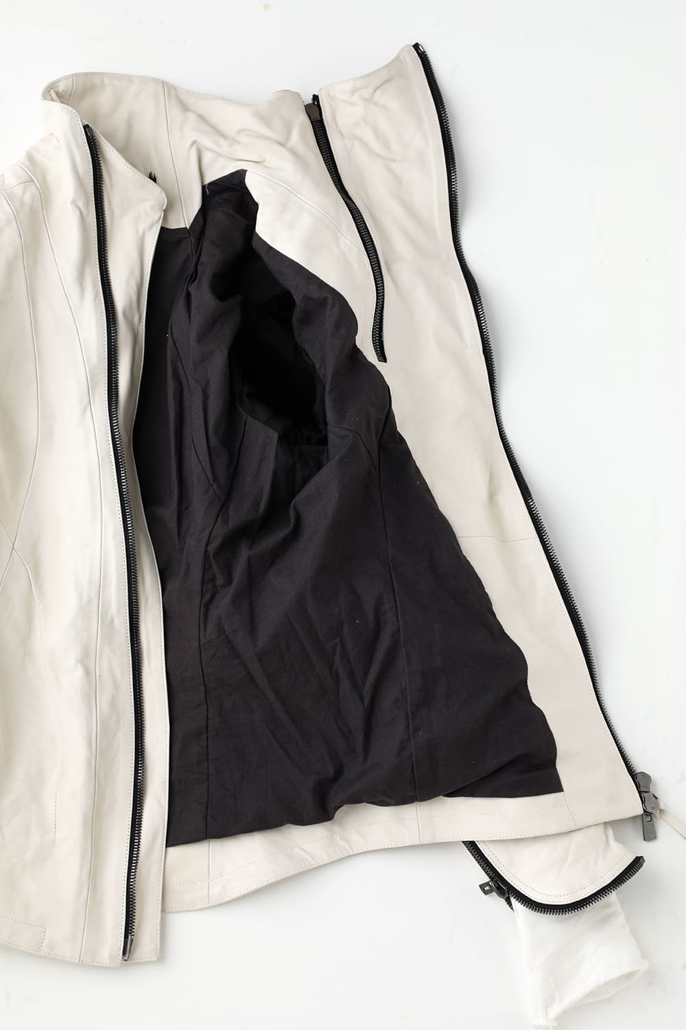 ホースレザーハイネックレザージャケット ボーンホワイト