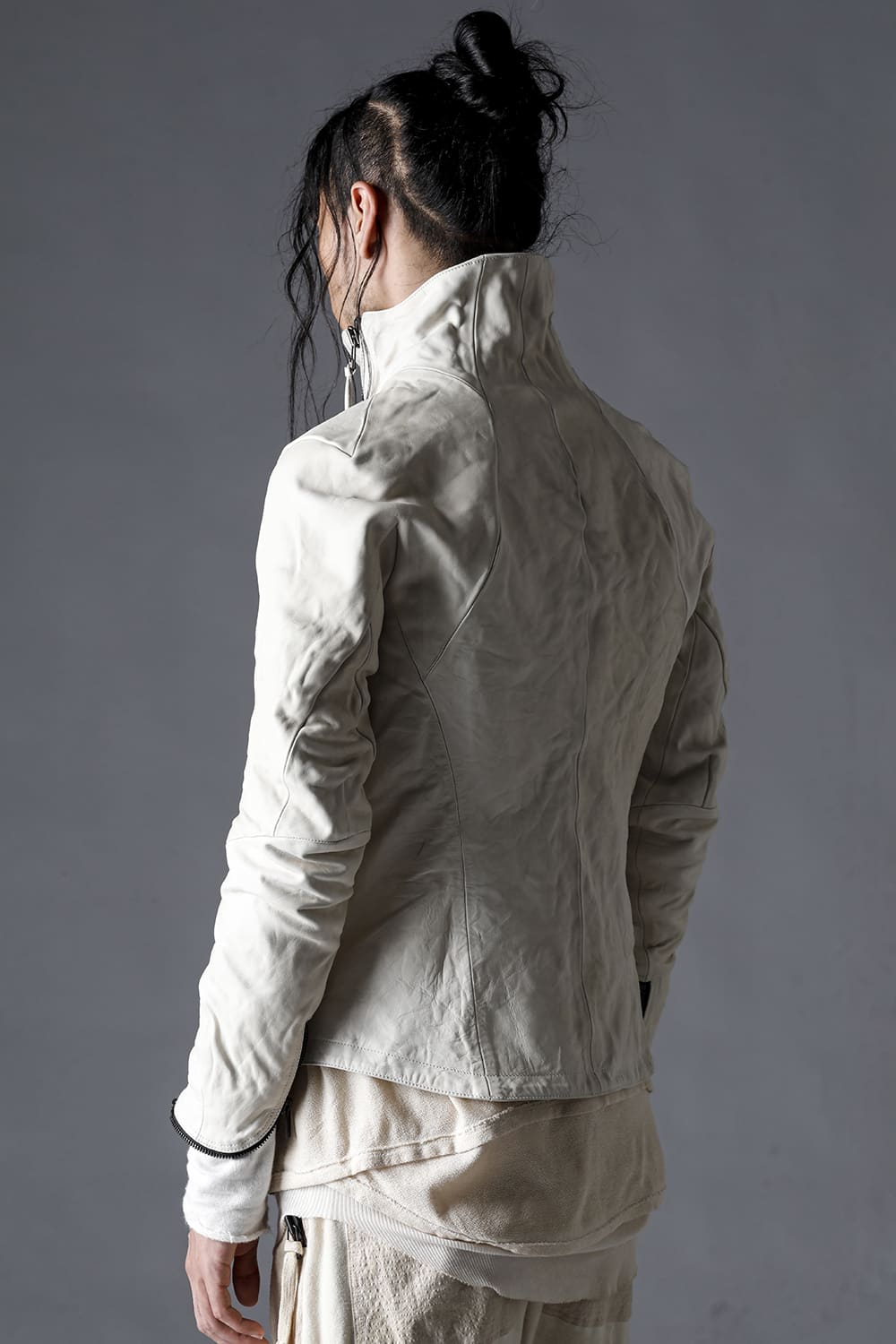 ホースレザーハイネックレザージャケット ボーンホワイト