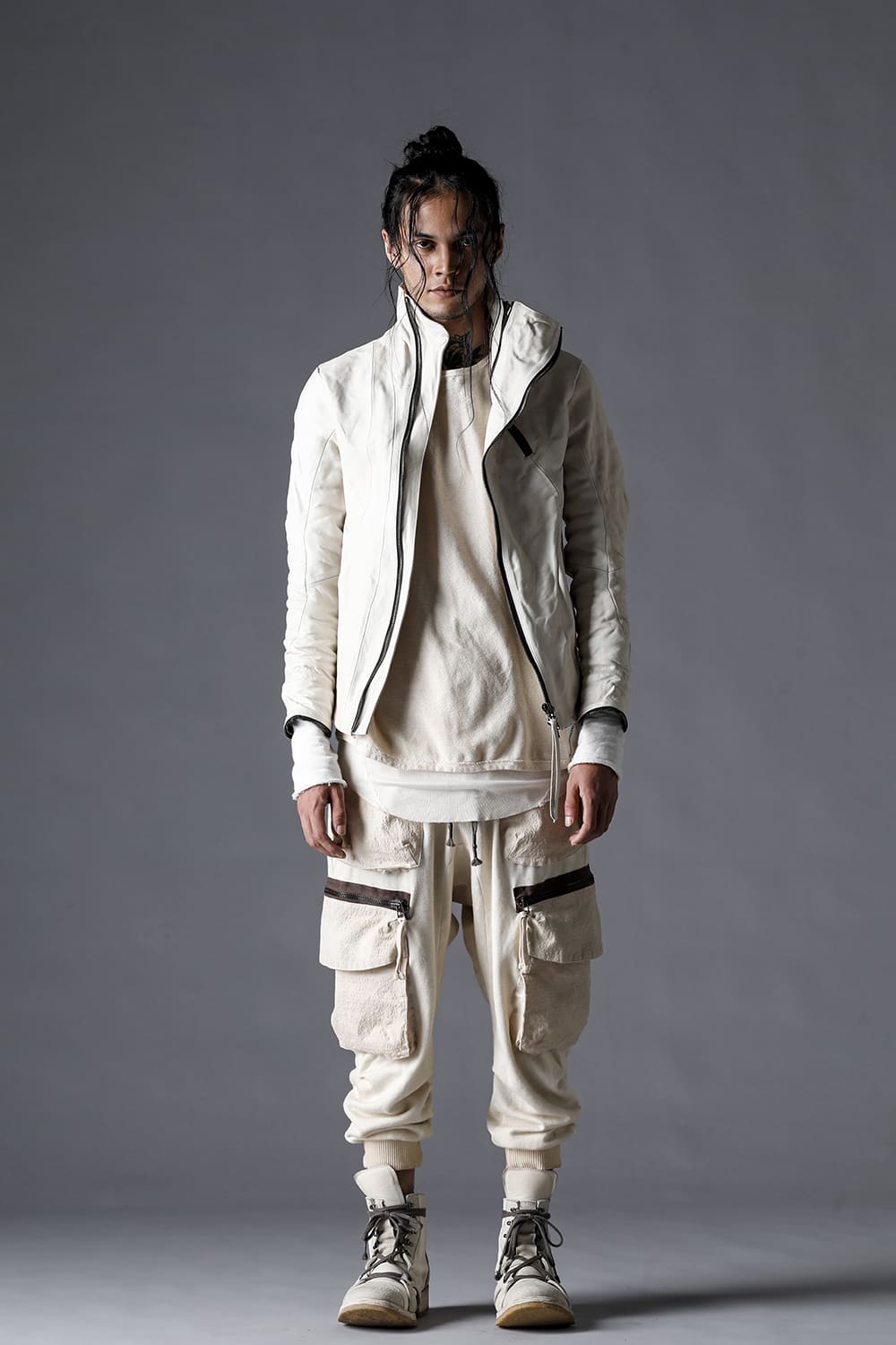 ホースレザーハイネックレザージャケット ボーンホワイト