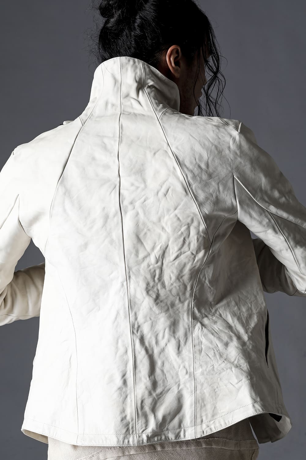 ホースレザーハイネックレザージャケット ボーンホワイト