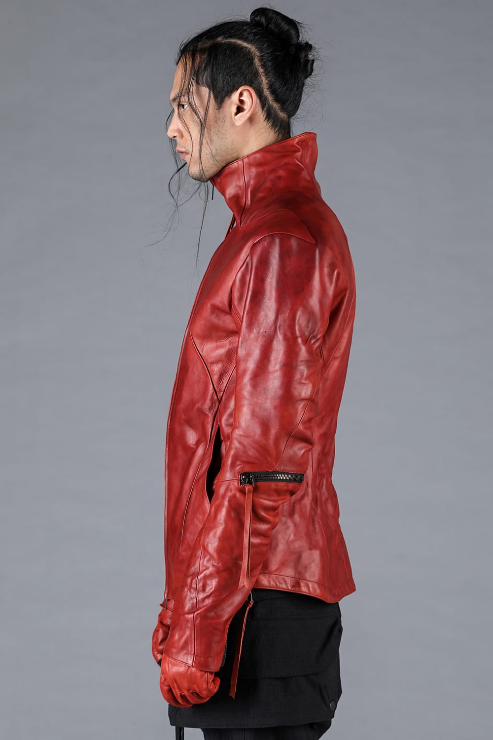ホースレザーグローブアタッチドデュアルジップハイネックジャケット レッド