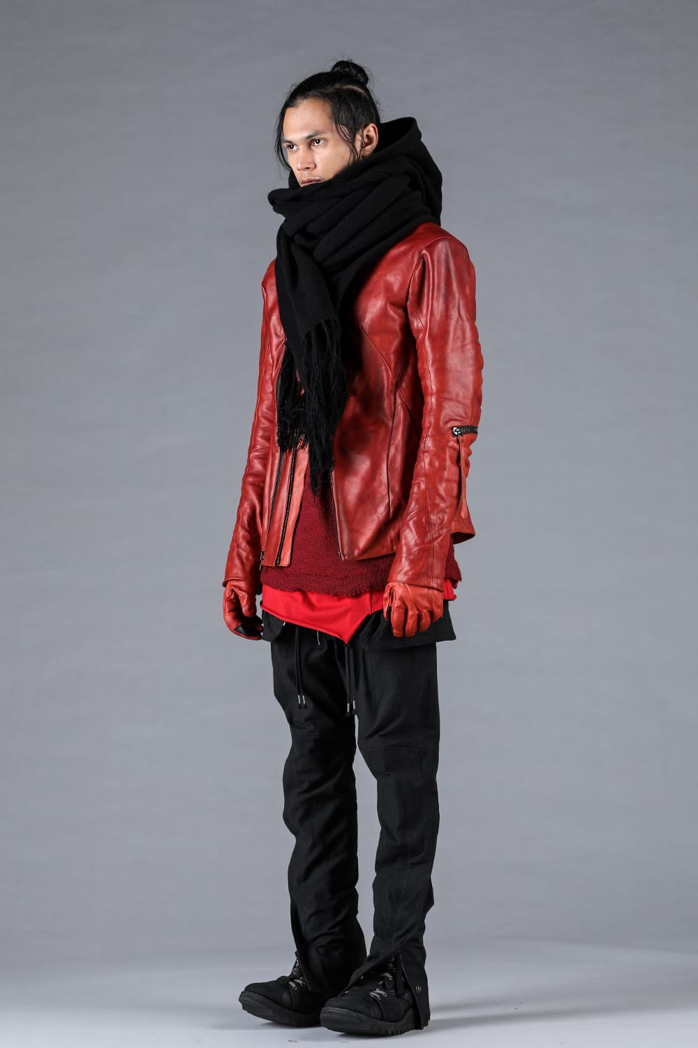 ホースレザーグローブアタッチドデュアルジップハイネックジャケット レッド