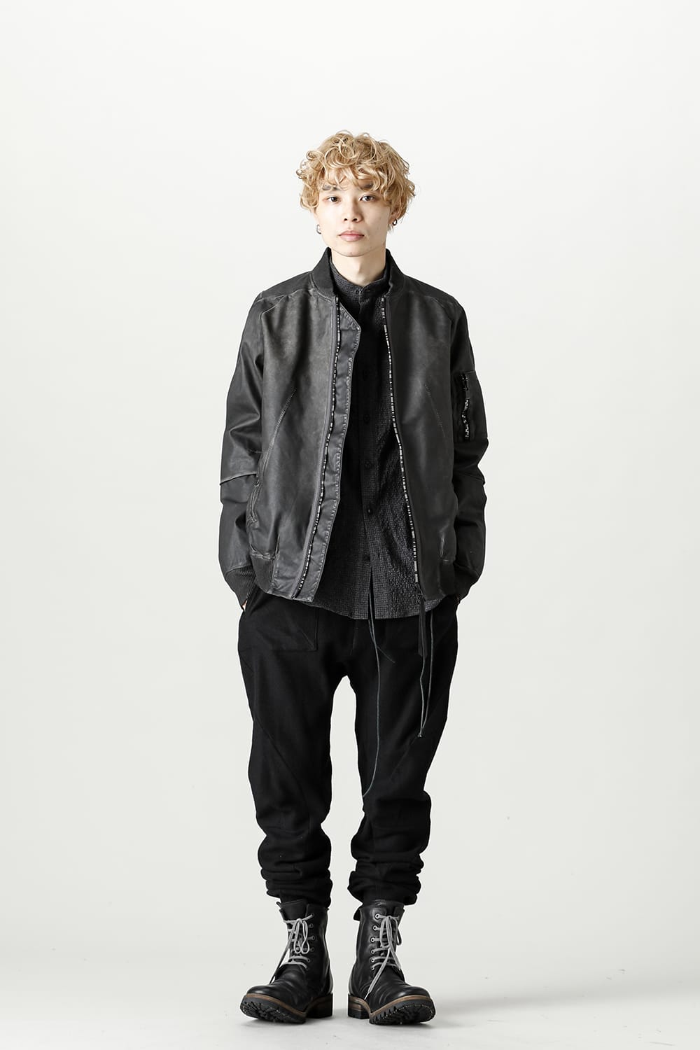 D.HYGEN×ARTEFACT Collaboration Item- Dye Horse Leather Bomber JKT  Charcoal
