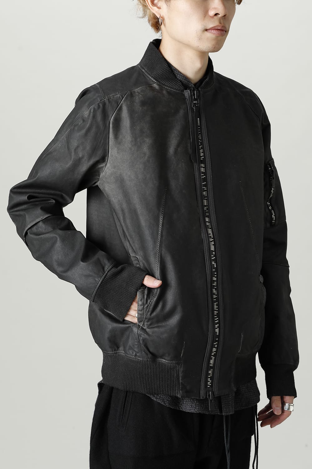 D.HYGEN×ARTEFACT Collaboration Item- Dye Horse Leather Bomber JKT  Charcoal