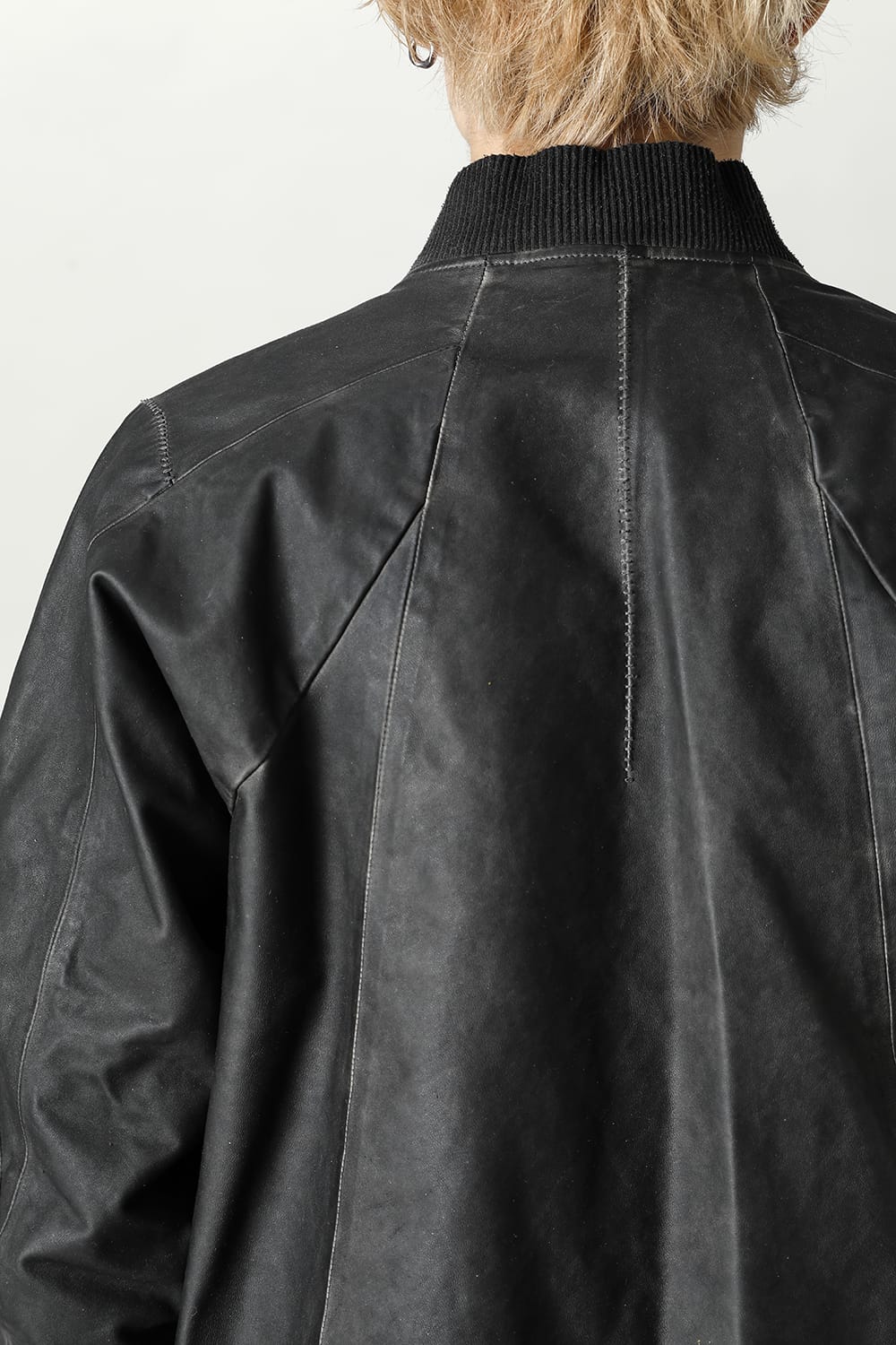 D.HYGEN×ARTEFACT Collaboration Item- Dye Horse Leather Bomber JKT  Charcoal