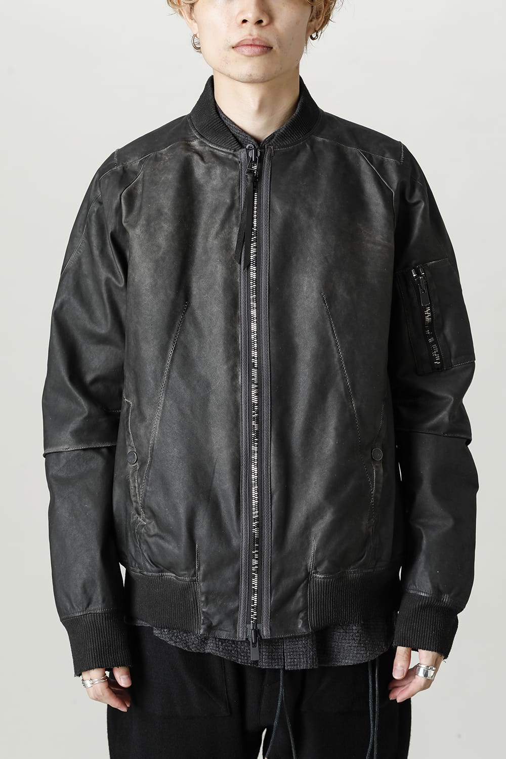 D.HYGEN×ARTEFACT Collaboration Item- Dye Horse Leather Bomber JKT  Charcoal