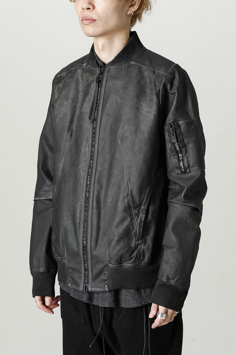 D.HYGEN×ARTEFACT Collaboration Item- Dye Horse Leather Bomber JKT  Charcoal