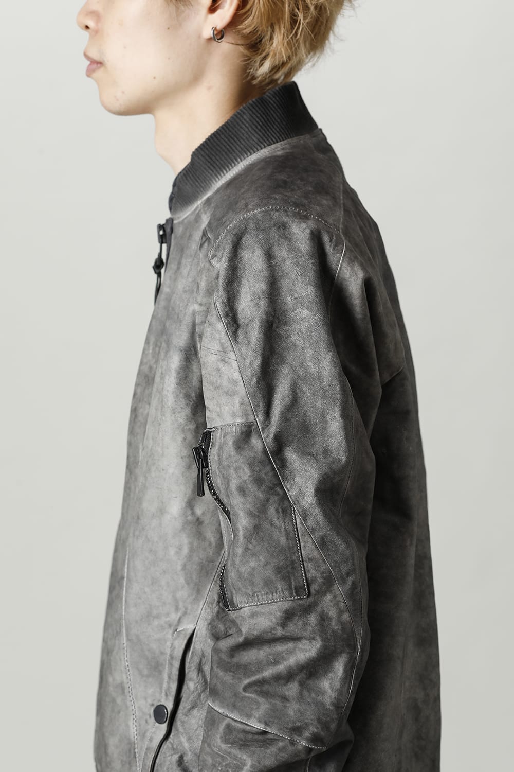 D.HYGEN×ARTEFACT Collaboration Item- Dye Horse Leather Bomber JKT Gray