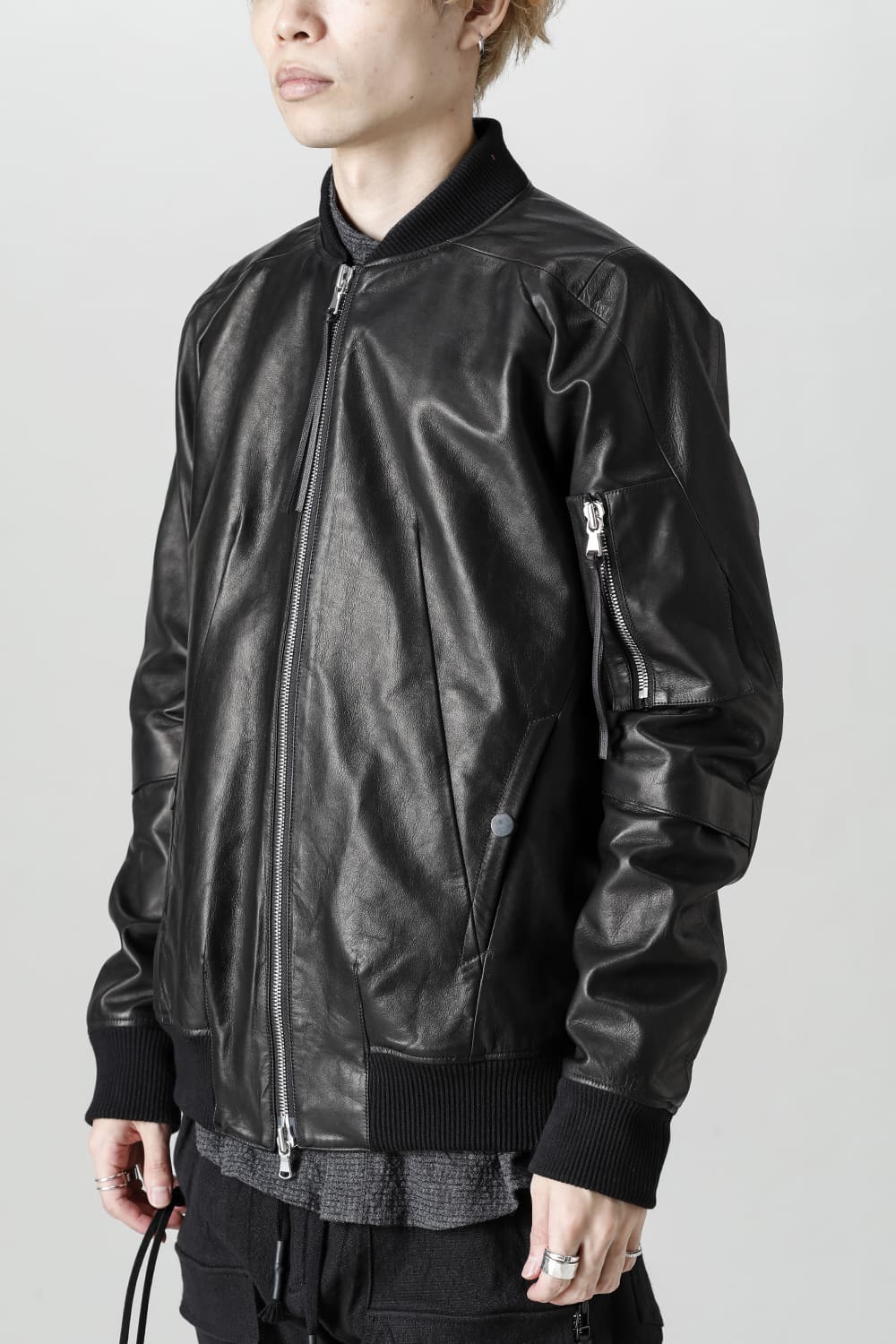 D.HYGEN×ARTEFACT Collaboration Item- Horse Leather Bomber JKT