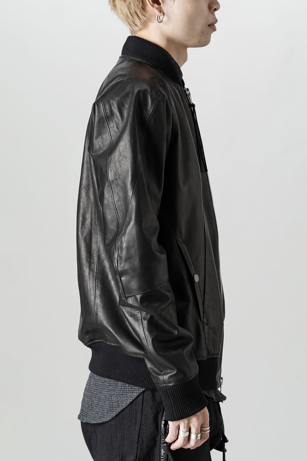 D.HYGEN×ARTEFACT Collaboration Item- Horse Leather Bomber JKT