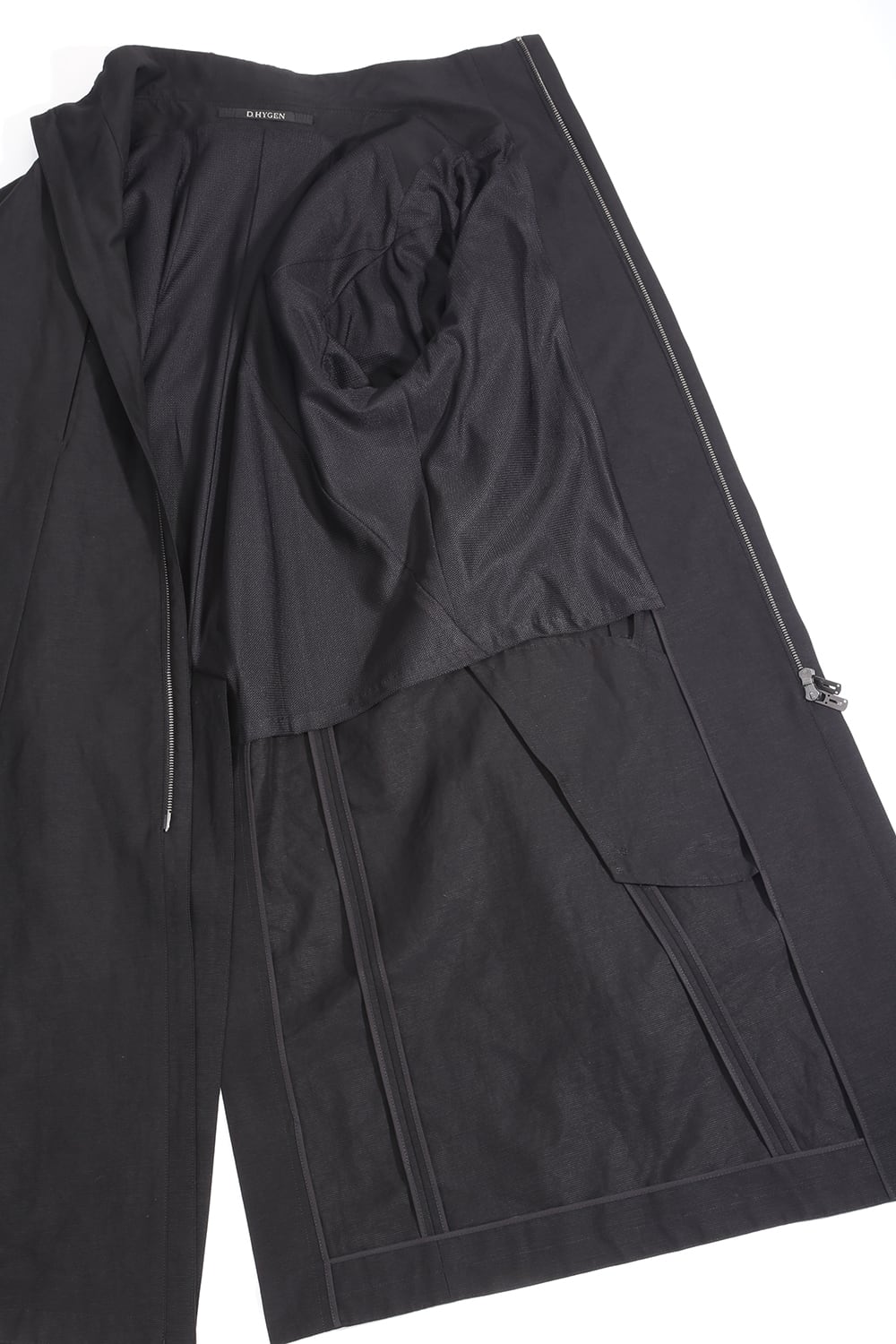 Dobby Minimal Striped High-Neck Coat