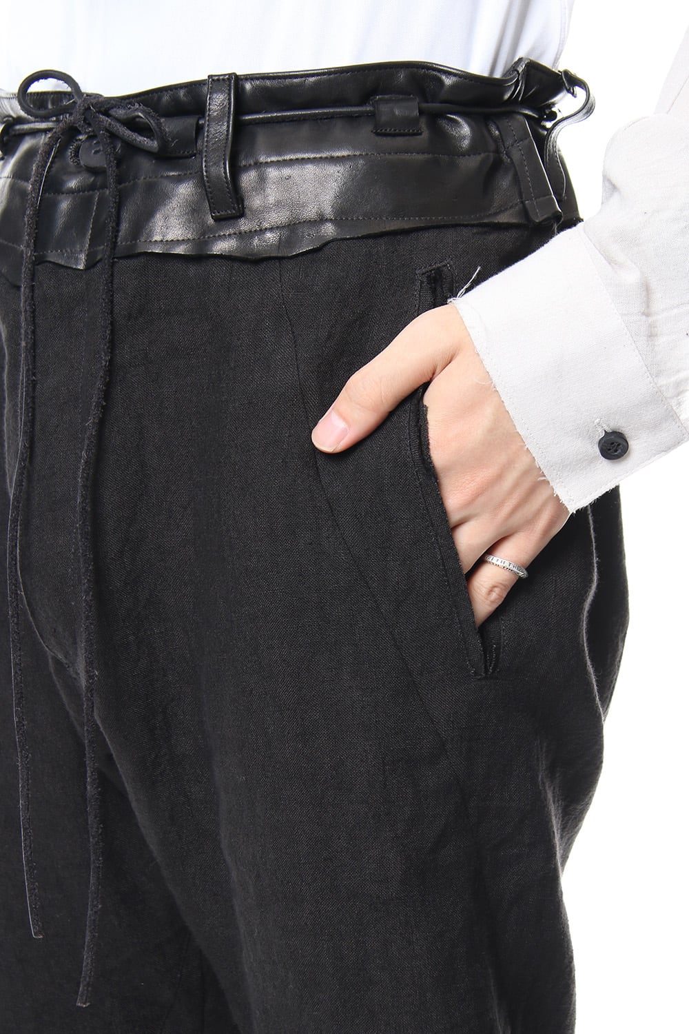 Rough leather × linen drop-crotch slim pants - ST107-0029S