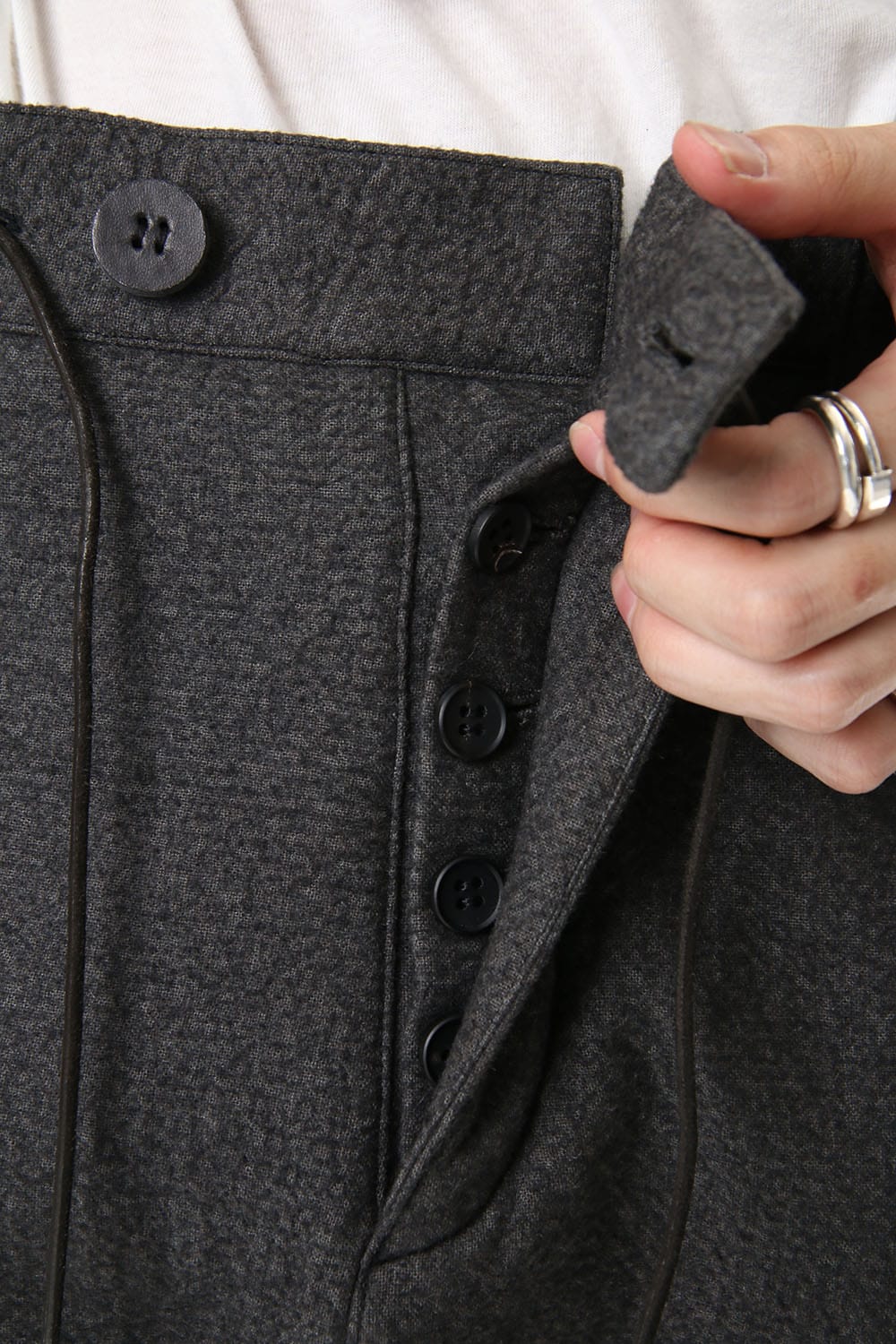 Hand Dyed Linen ×  Freece Needle Punch  Drop Crotch Slim Pants Charcoal - ST107-0039A