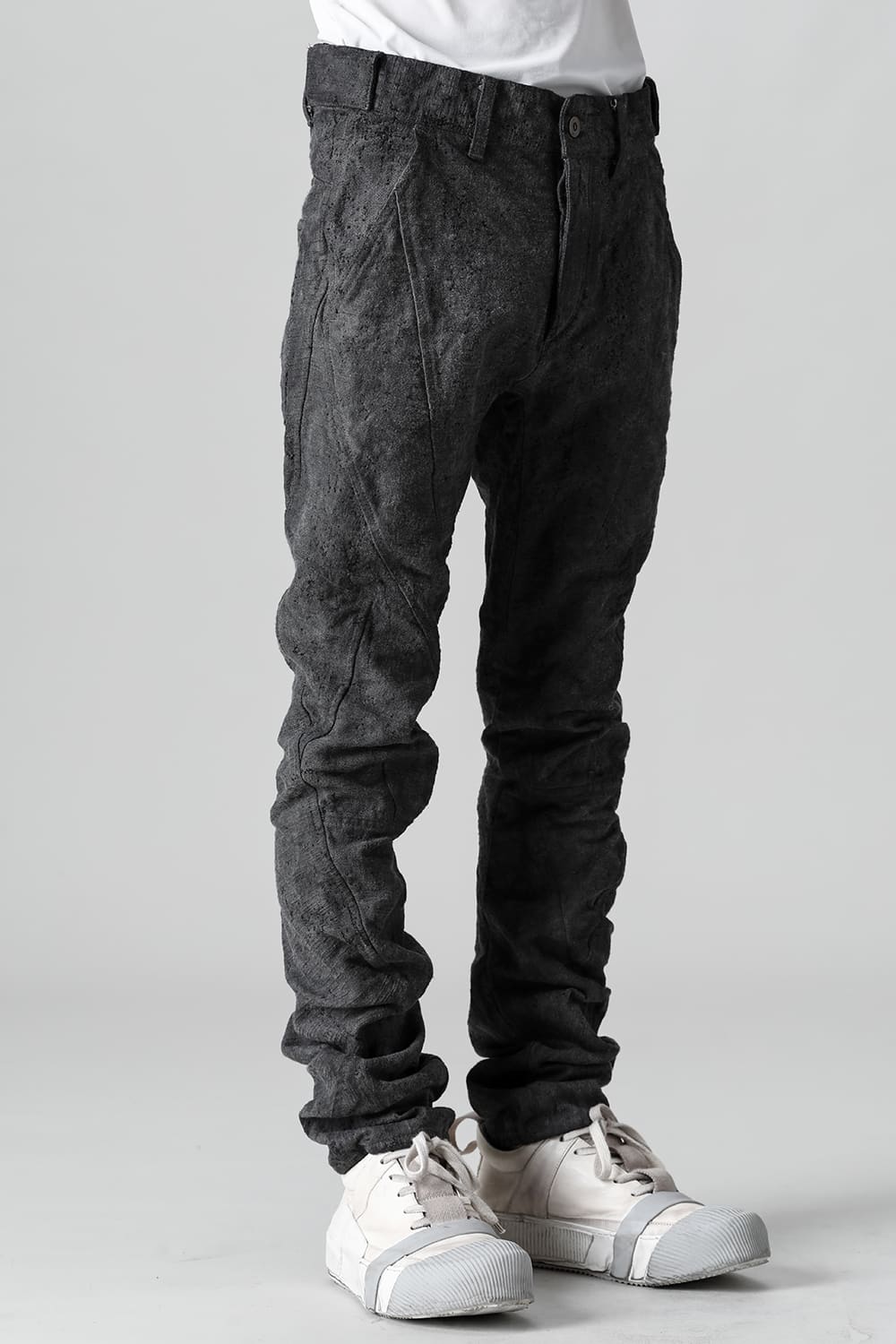 Slub Jacquard Denim Cold Dye Twisted Slim Pants Charcoal