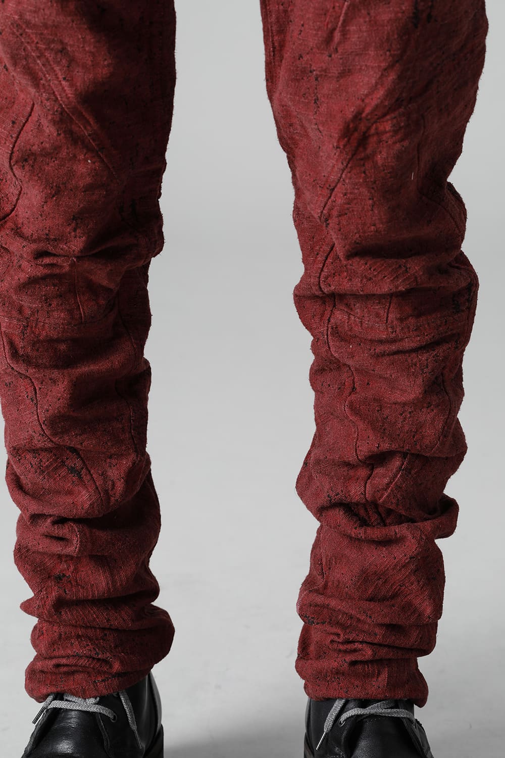 Slub Jacquard Denim Cold Dye Twisted Slim Pants Red