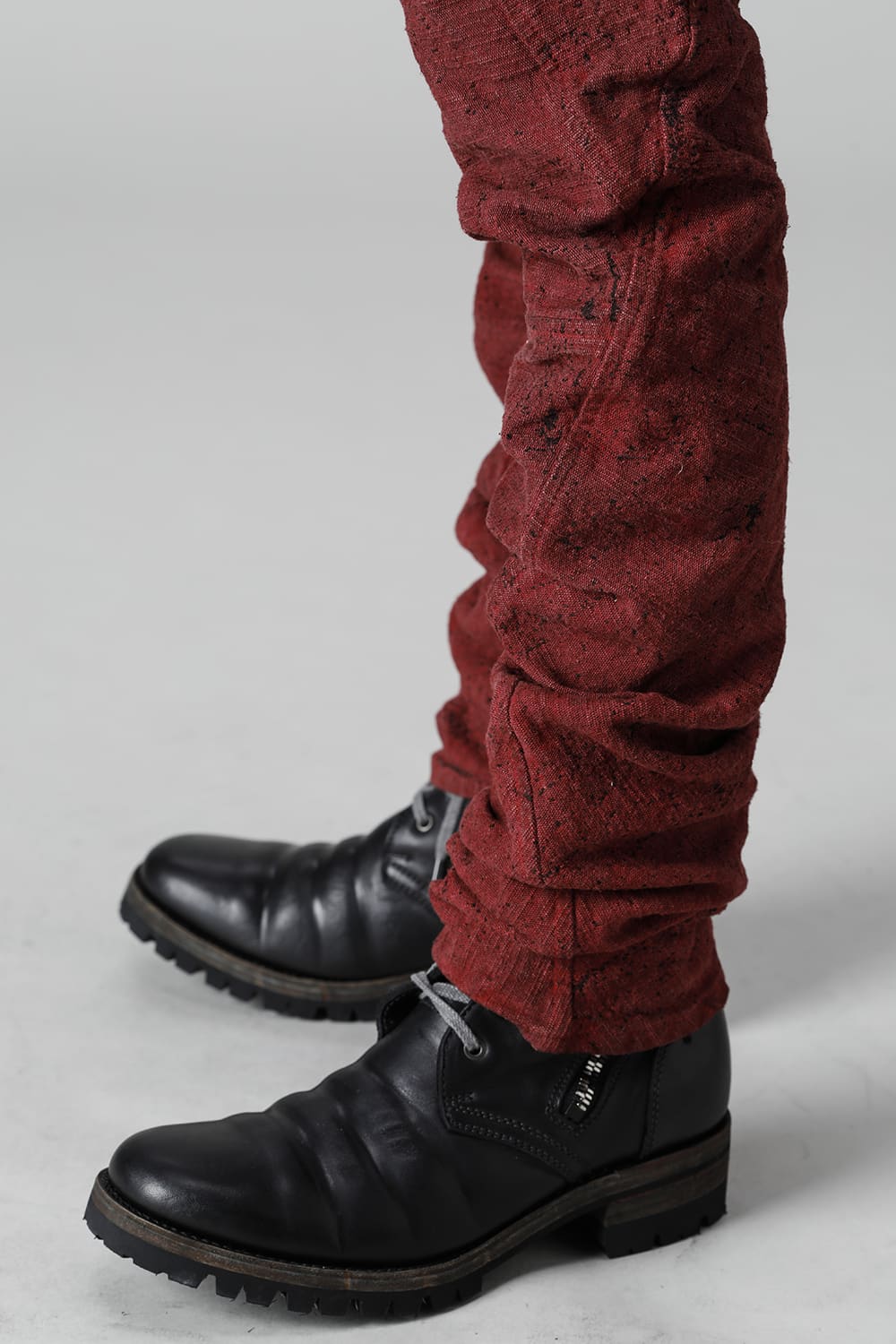 Slub Jacquard Denim Cold Dye Twisted Slim Pants Red