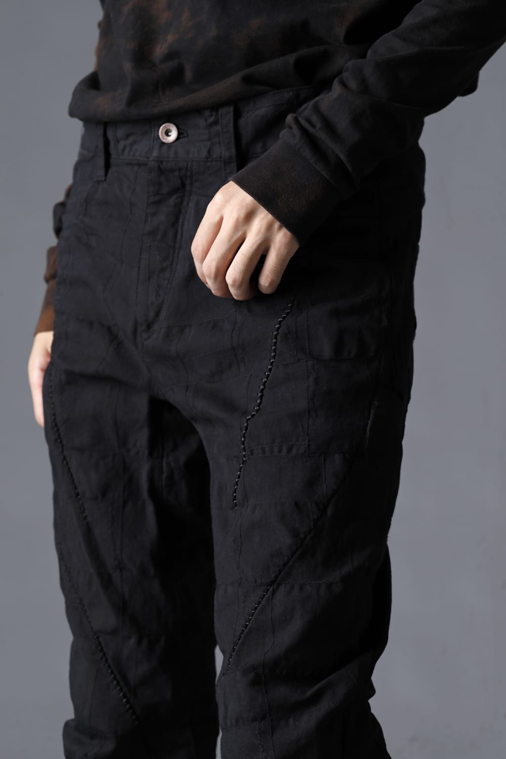 SCAB Patchwork Jagged Stretch Cotton Overlock Twisted Curved Slim Pants Black Black Stitch