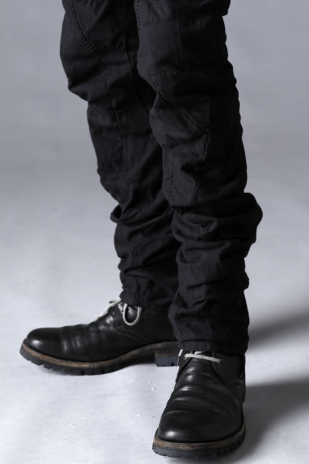 SCAB Patchwork Jagged Stretch Cotton Overlock Twisted Curved Slim Pants Black Black Stitch