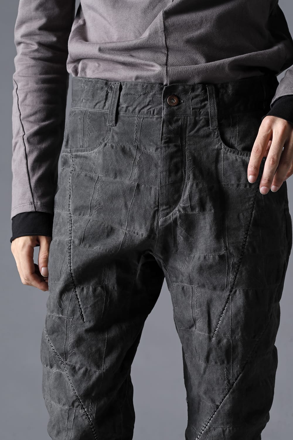 SCAB Patchwork Jagged Stretch Cotton Overlock Twisted Curved Slim Pants Dust Black Stitch