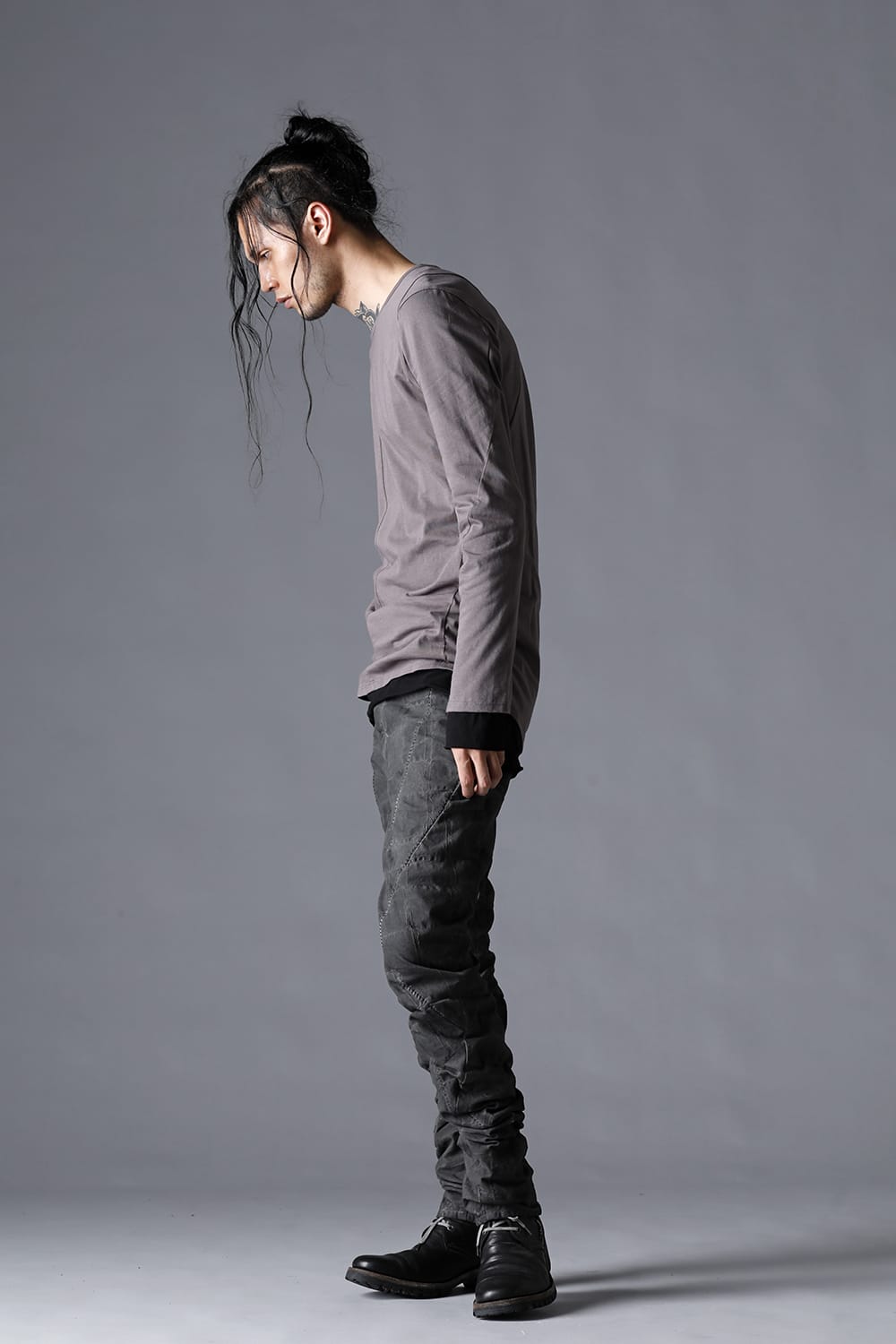 SCAB Patchwork Jagged Stretch Cotton Overlock Twisted Curved Slim Pants Dust Black Stitch