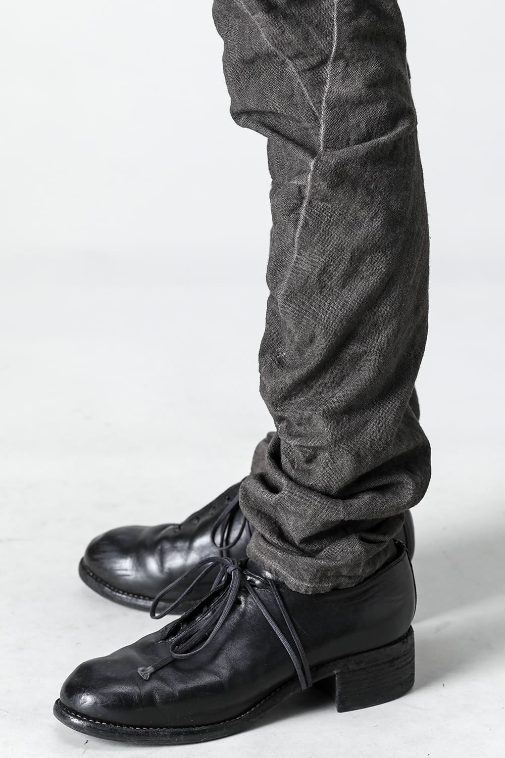 Random Dimple Stretch Cotton×LinenTwisted Curve Slim Pants  Charcoal