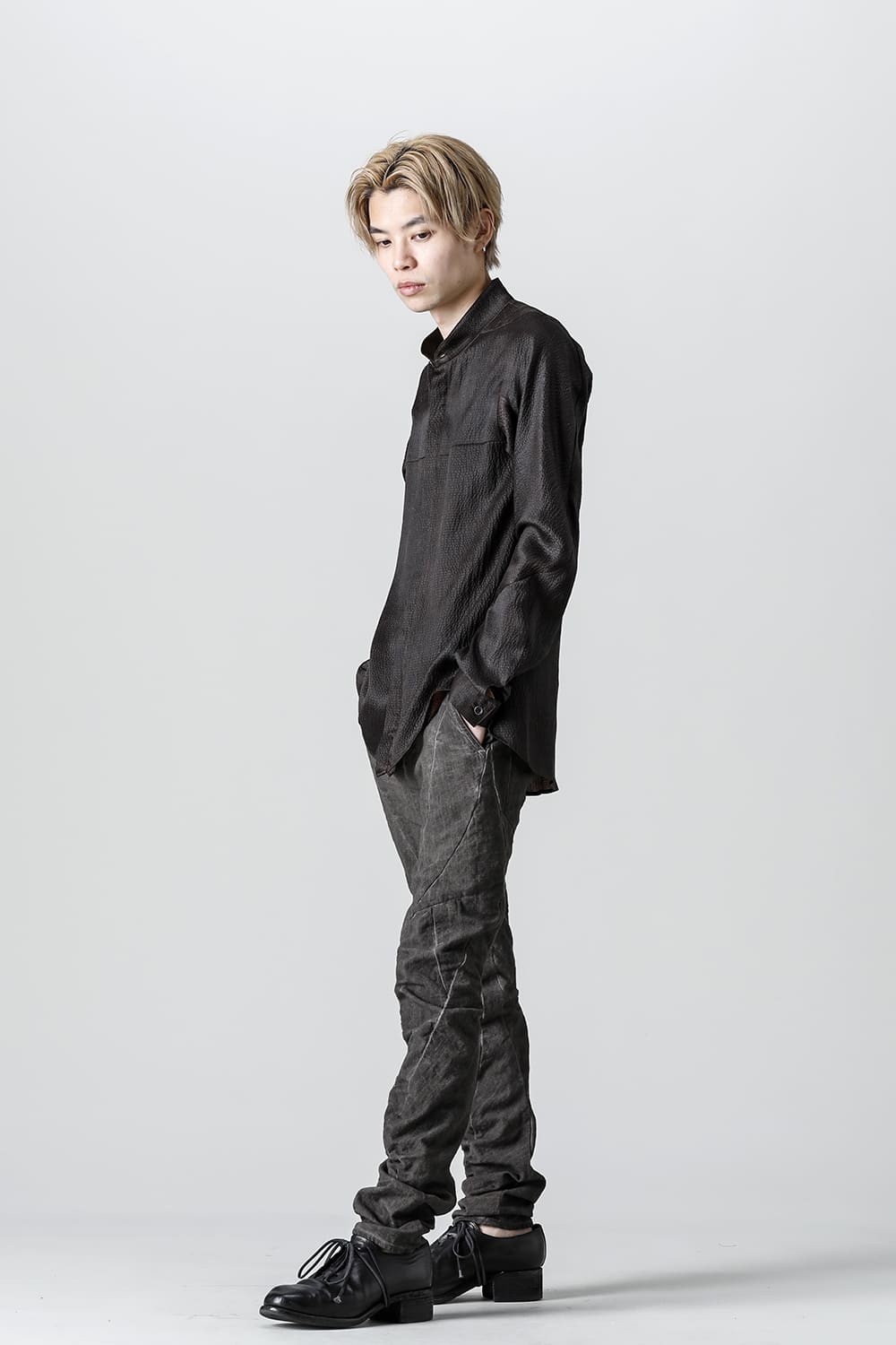 Random Dimple Stretch Cotton×LinenTwisted Curve Slim Pants  Charcoal