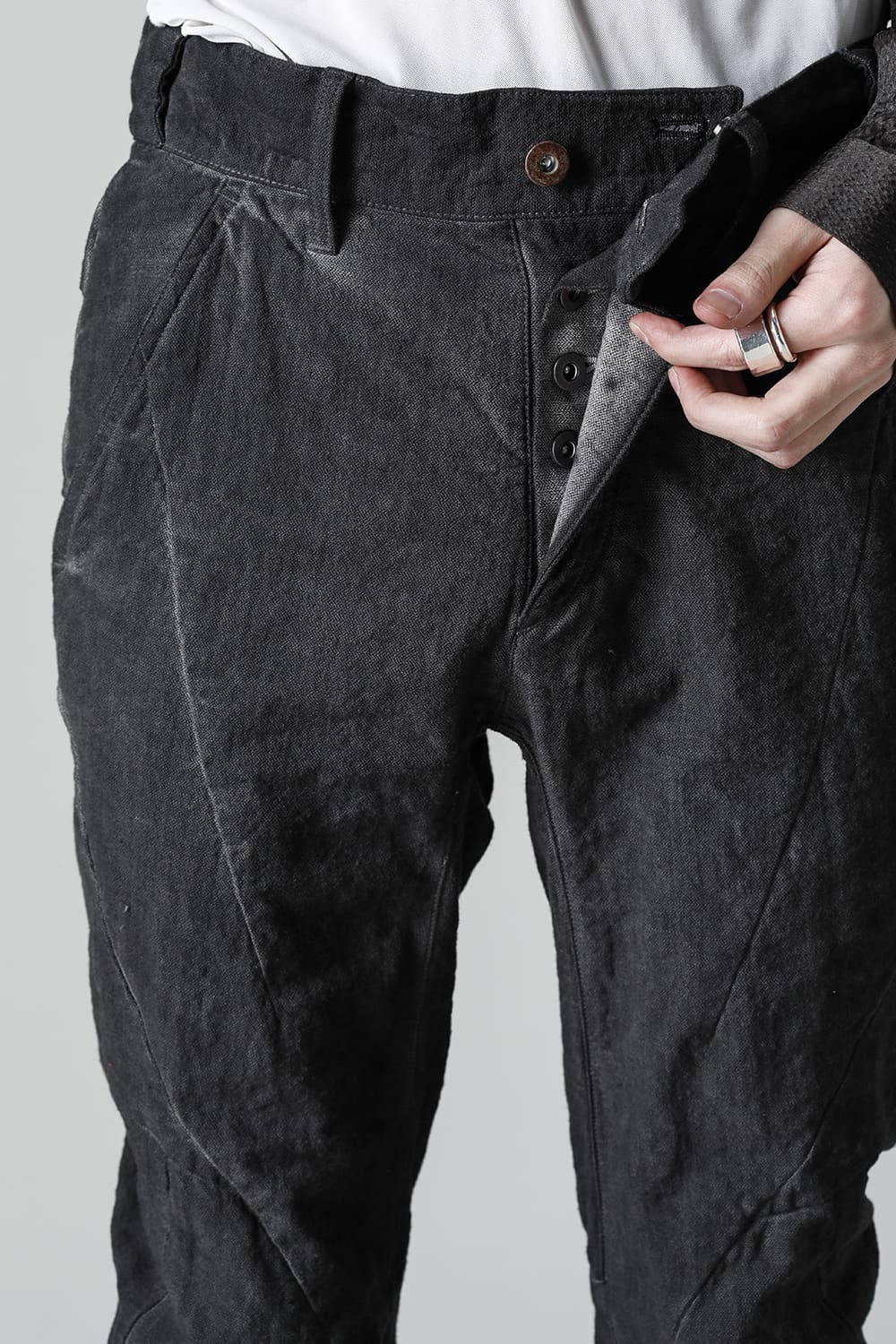 コットン×リネンランダムディンプルストレッチツイストカーブスリムパンツ  マッドブラウン