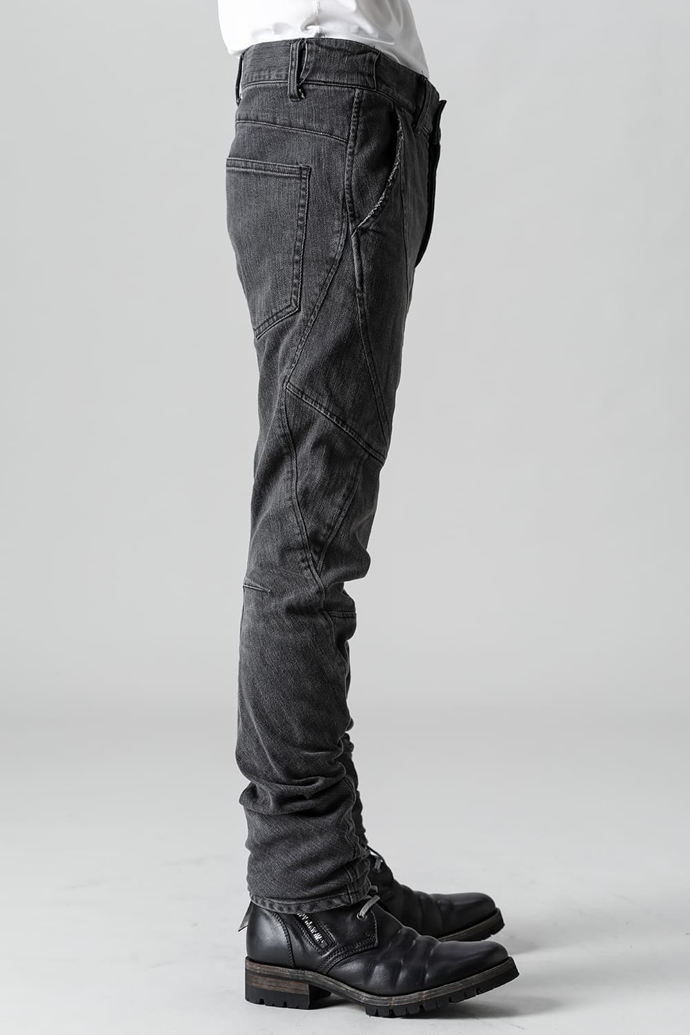 Indigo Denim Over-Dye Twisted Slim Pants Bleach Black