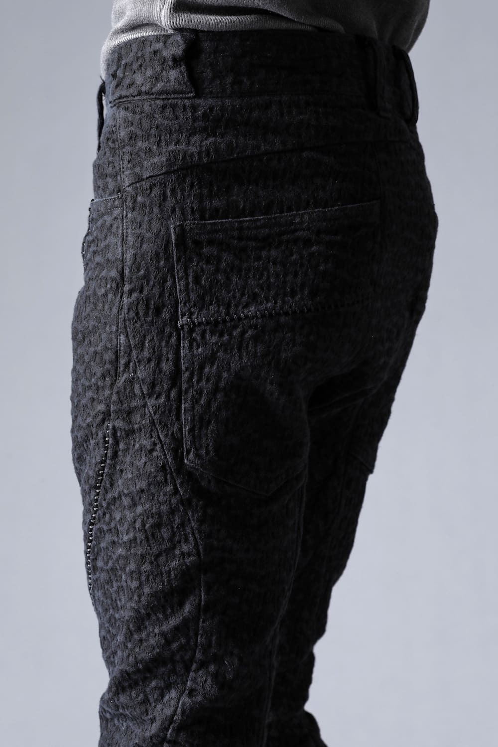 Scab Jagged Stretch Cotton Denim Overlock Twisted Curved Slim Pants