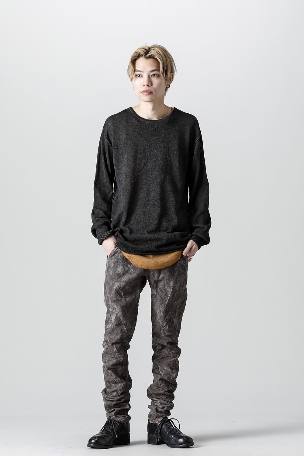 Wood Tannin＆Iron Oxide Dyed Random Dimple Stretch Cotton×LinenTwisted Curve Slim Pants