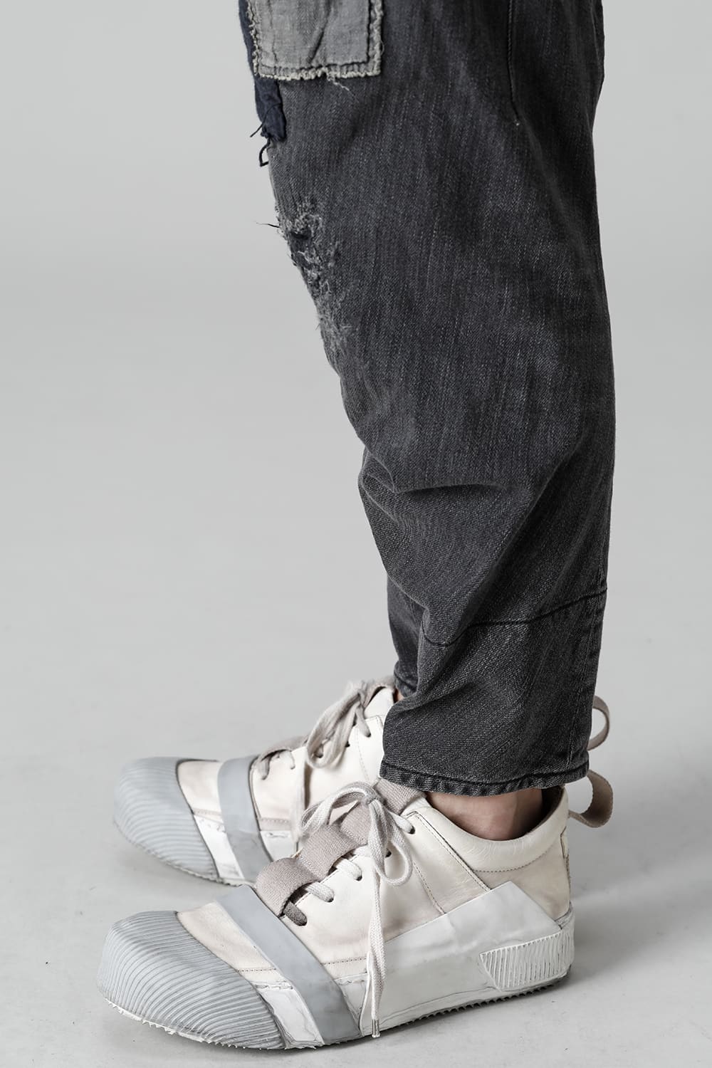 Damaged Repair Curve Tapered Drop Crotch Denim Pants