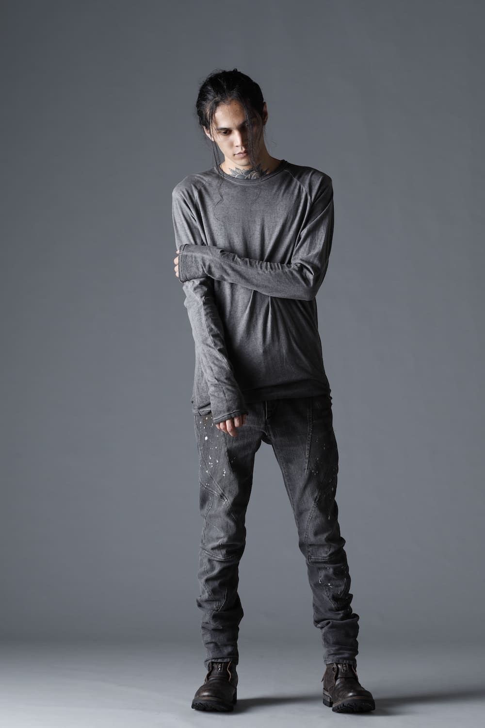 Dusty Effect Stretch Cotton Denim Twisted Curve Slim Pants