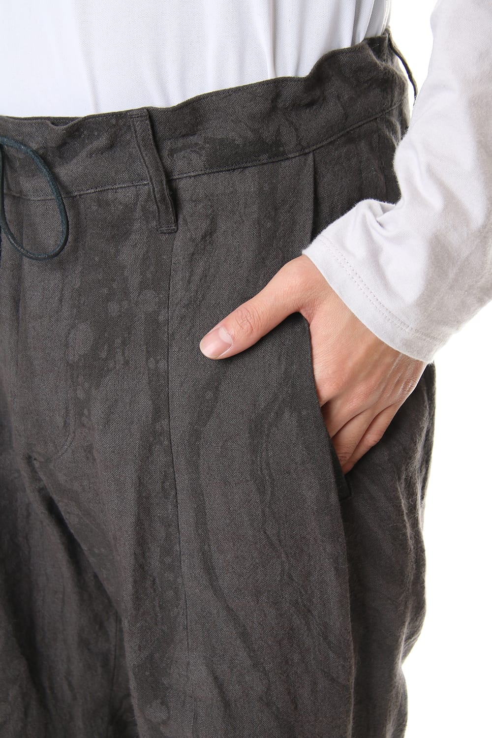 Ink Frow Dyed Linen Tuck Tapered Pants