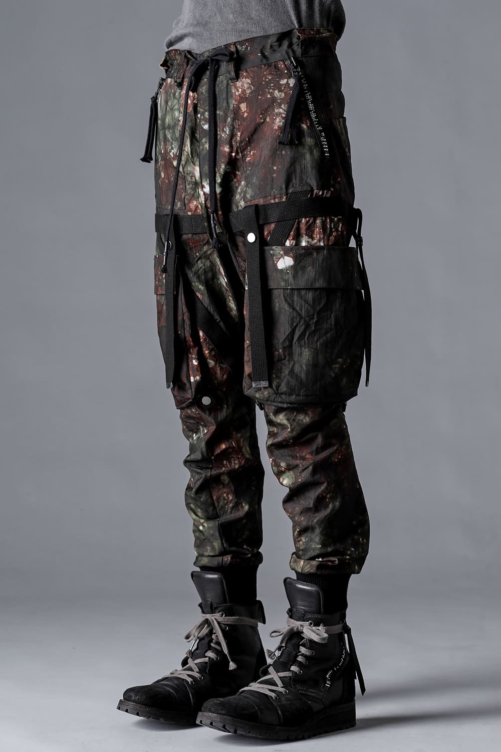 Mud-Dyed Nylon Ox-Detachable Cargo Pocket Jog Trousers  Stream Sand