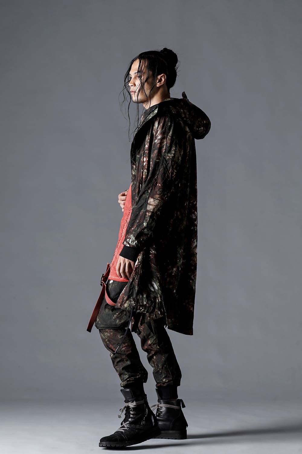 Mud-Dyed Nylon Ox-Detachable Cargo Pocket Jog Trousers Moss Black