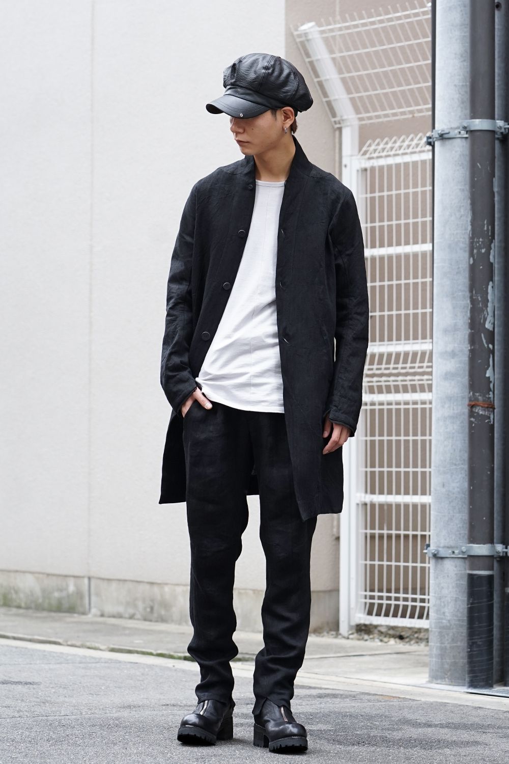 Linen Herringbone Tuck Tapered Pants