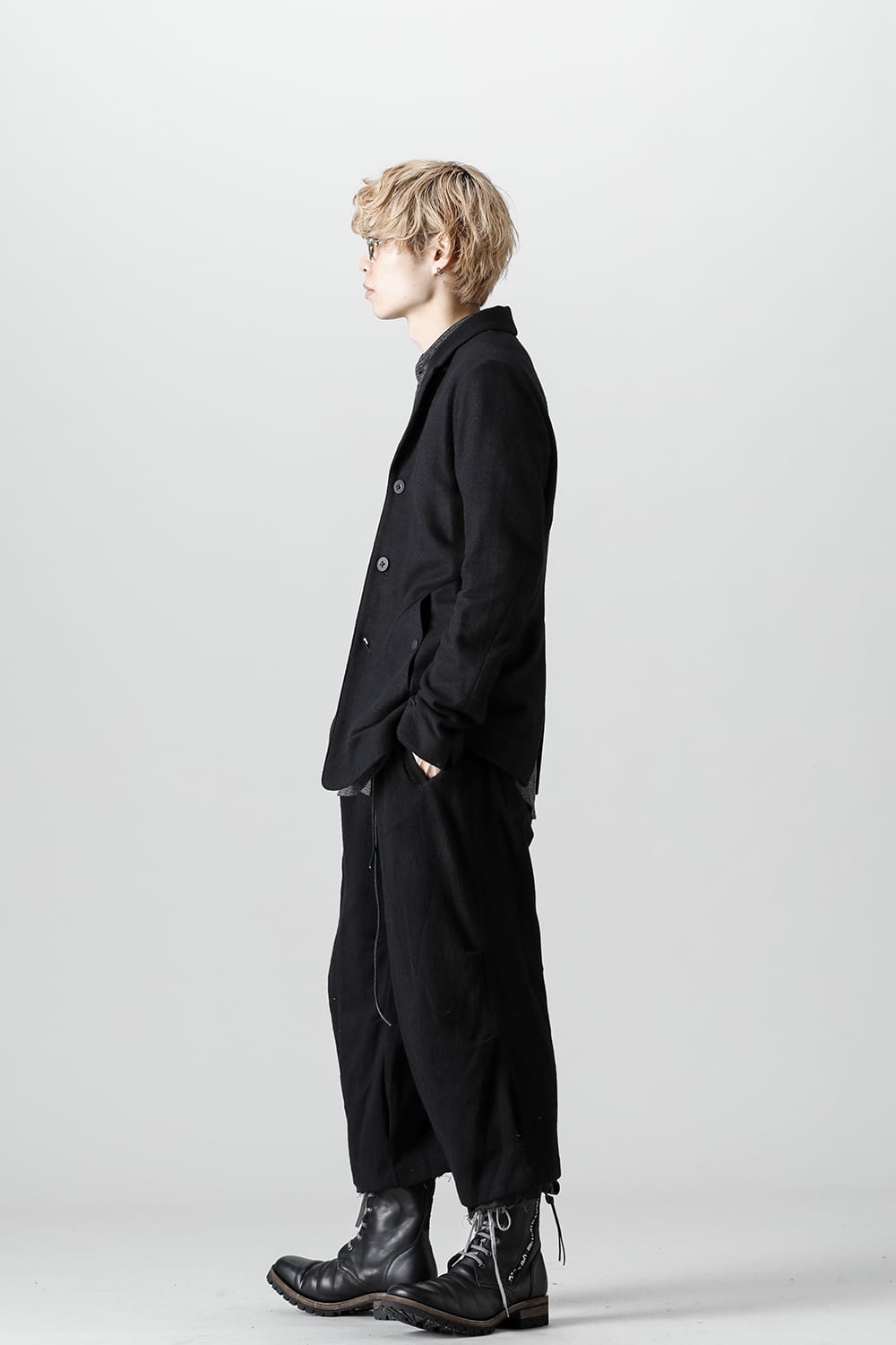 Minimal Dobby Striped Pleated Cropped Pants Black