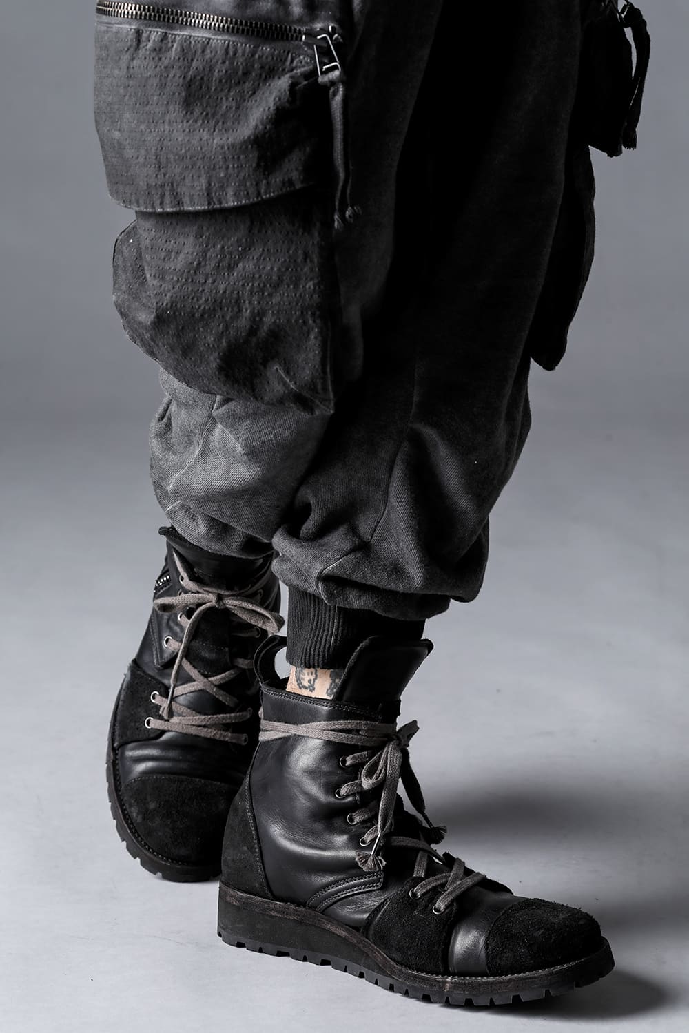 Untwisted Fleece-Lined Drop Crotch Cargo Wide Jog Pants  Charcoal