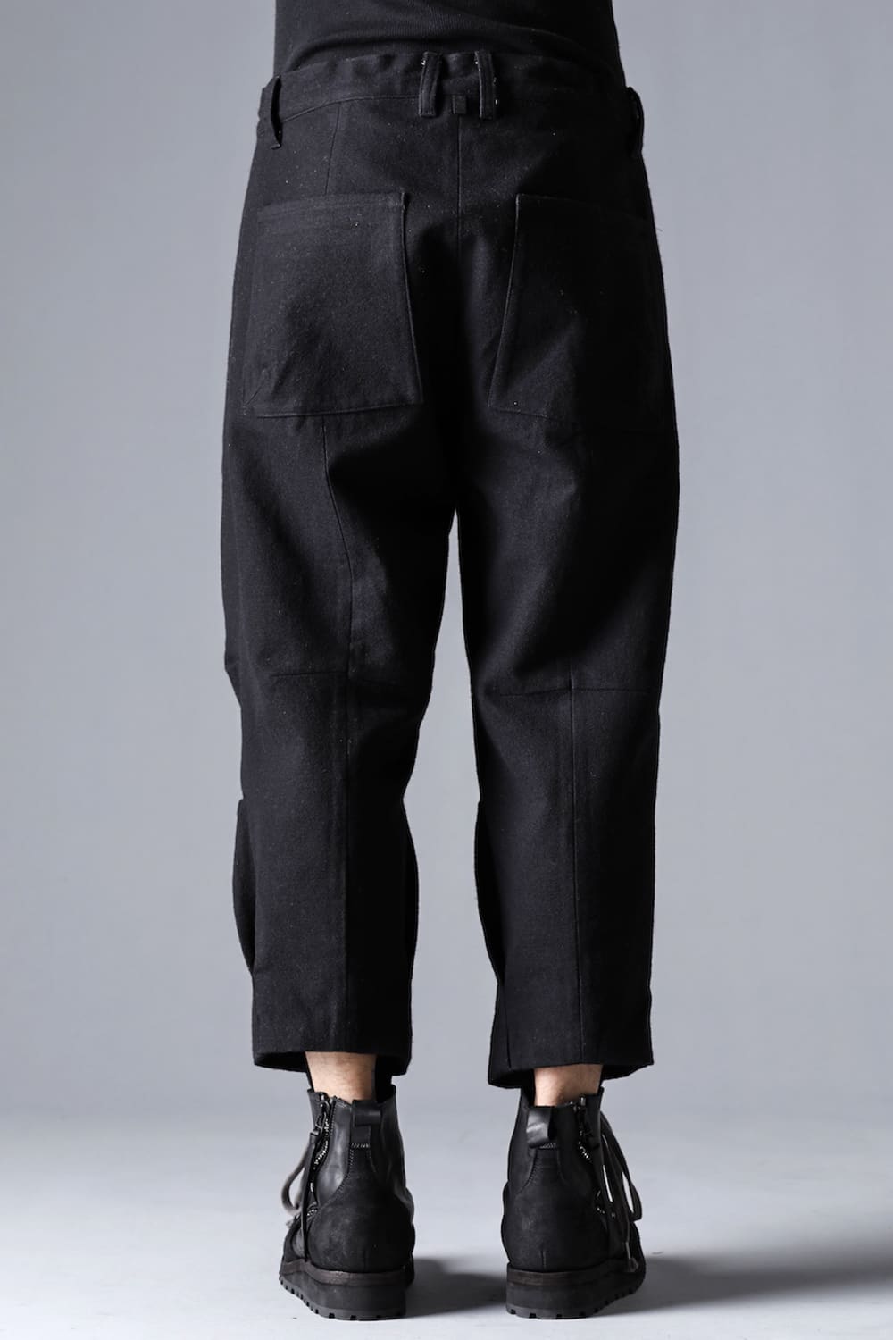 Wool Gauze x Cotton Needle Punch Wide Cropped Pants