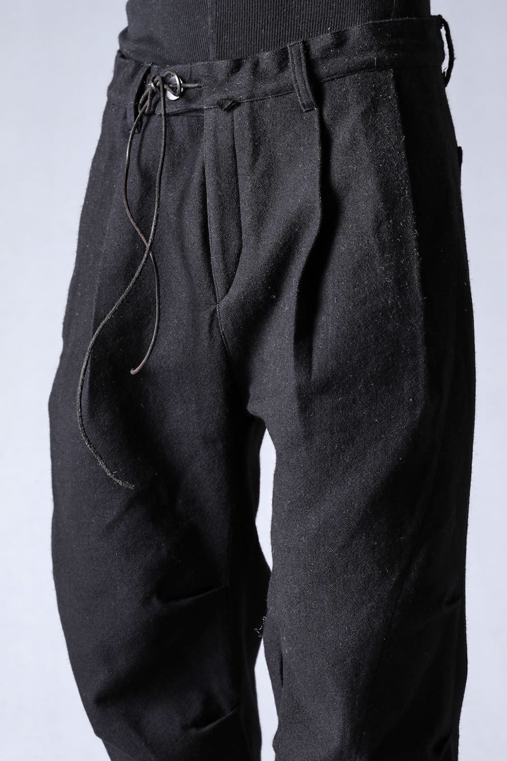 Wool Gauze x Cotton Needle Punch Wide Cropped Pants